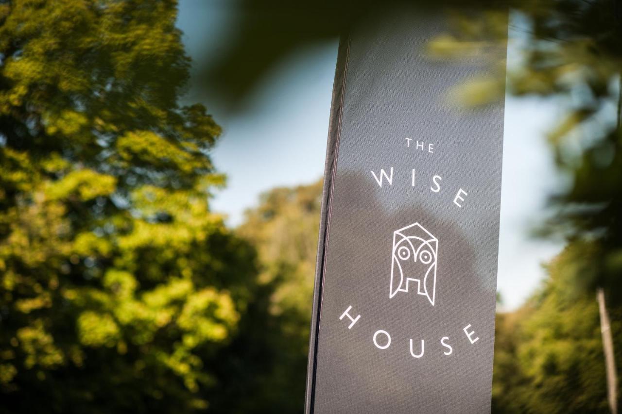 Hotel The Wise House Hastiere-par-dela Zewnętrze zdjęcie